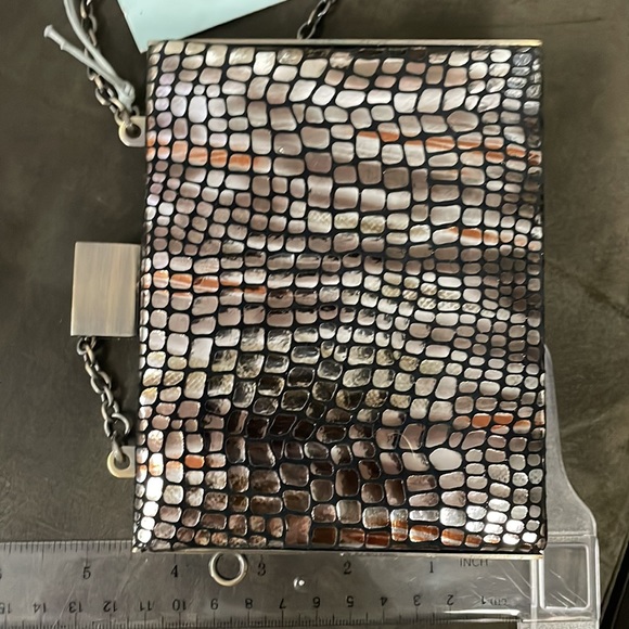 NWT HOBO Alligator crocodile clutch - Picture 8 of 10